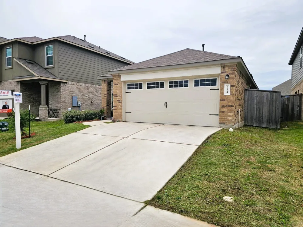 234 Canley Loop Hutto, TX 78634
