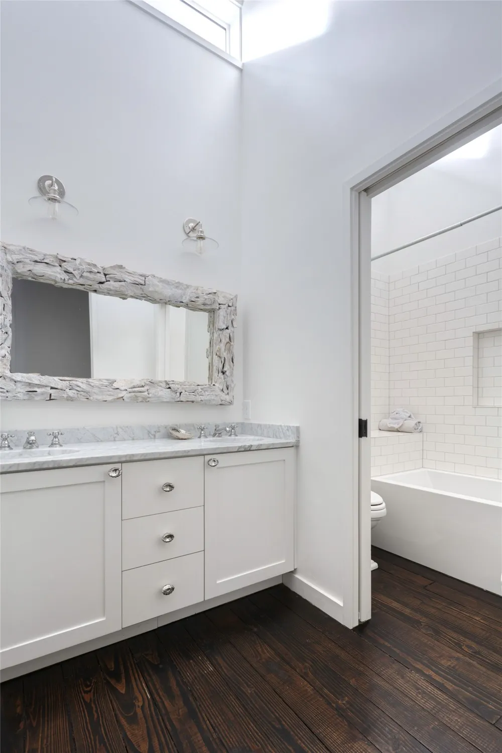1700 S 6th Street Austin, TX 78704
