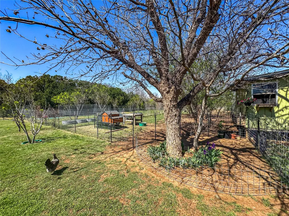 1209 Taylor Avenue Rule, TX 79547