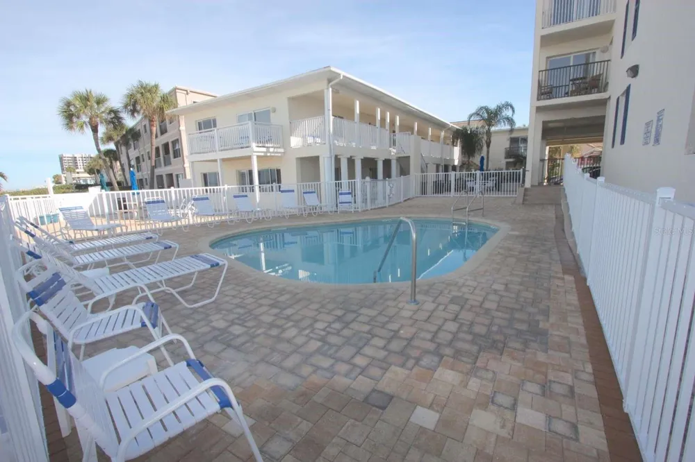3200 GULF BOULEVARD #201 Belleair Beach, FL 33786