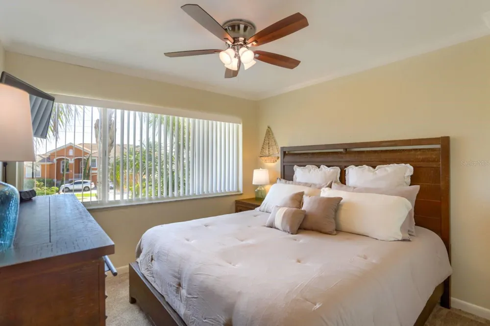 3200 GULF BOULEVARD #201 Belleair Beach, FL 33786
