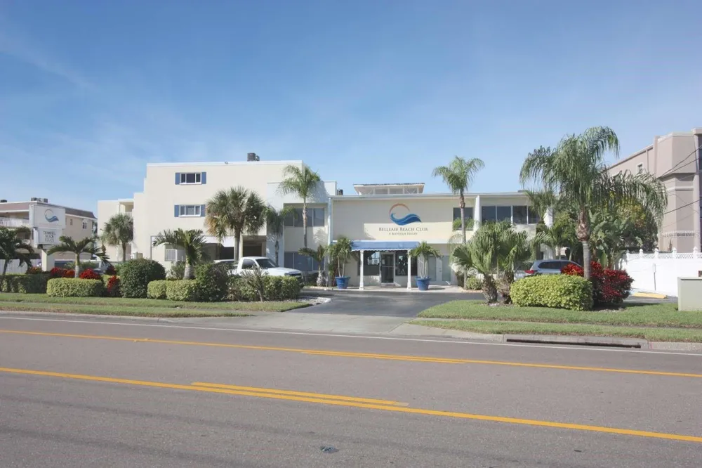 3200 GULF BOULEVARD #201 Belleair Beach, FL 33786