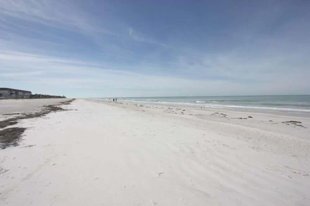 3200 GULF BOULEVARD #201 Belleair Beach, FL 33786