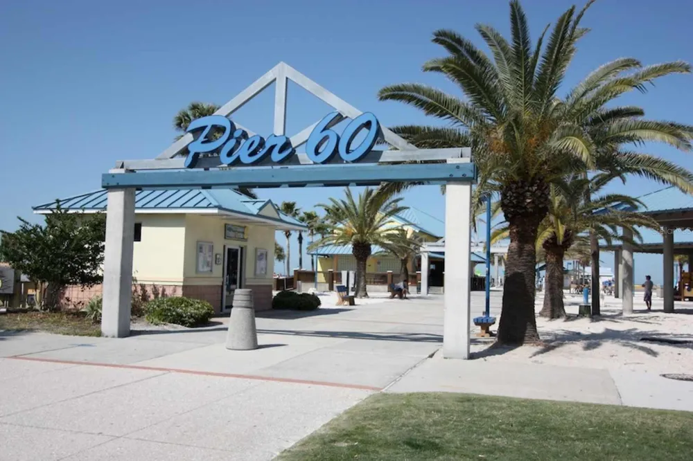 3200 GULF BOULEVARD #201 Belleair Beach, FL 33786