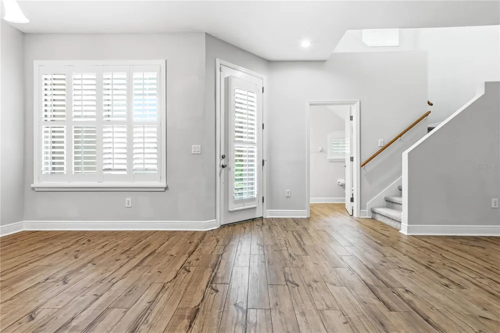 14606 BOURNEMOUTH ROAD Tampa, FL 33626
