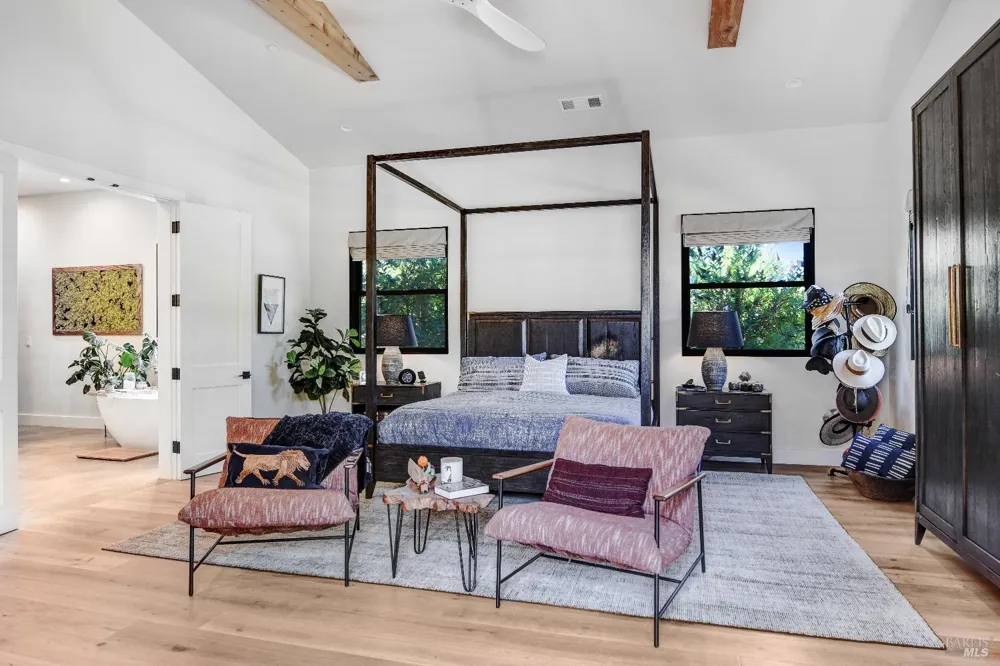 85 W Trinity Road Glen Ellen, CA 95442