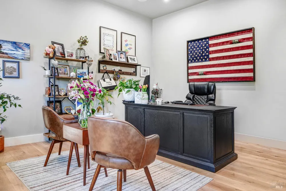 85 W Trinity Road Glen Ellen, CA 95442