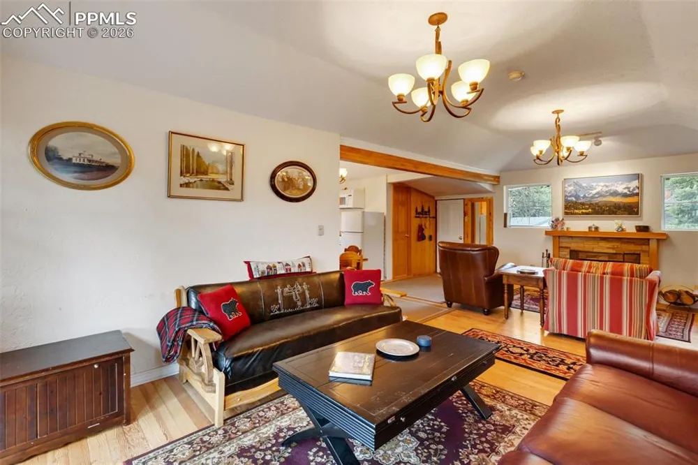 10416 Mountain Avenue Green Mountain Falls, CO 80819