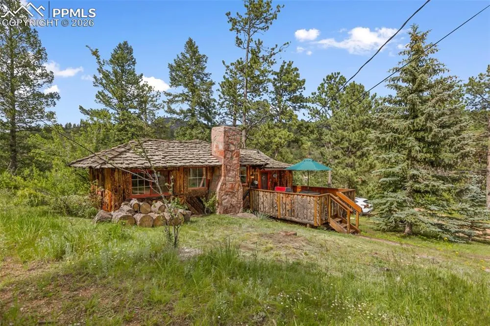 10416 Mountain Avenue Green Mountain Falls, CO 80819