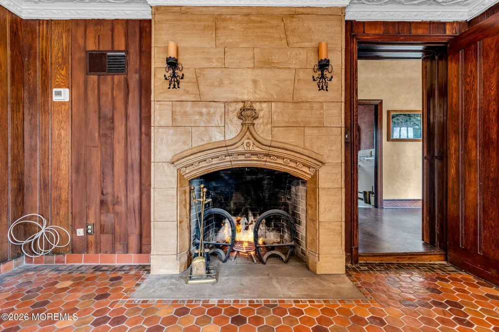 40 Independence Road Red Bank, NJ 07701