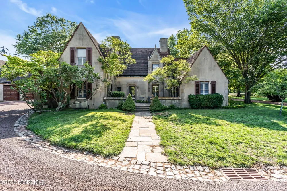 40 Independence Road Red Bank, NJ 07701