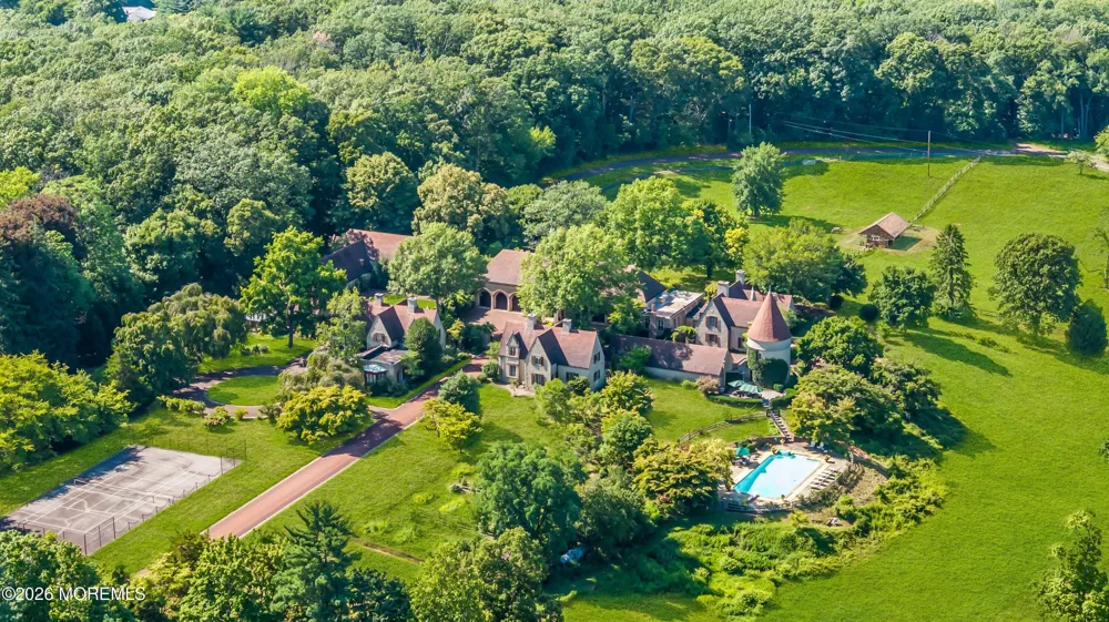 40 Independence Road Red Bank, NJ 07701
