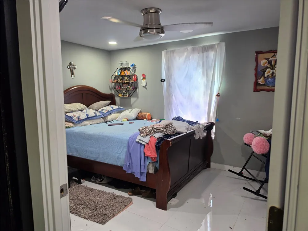 109 Masterson Road Laredo, TX 78046