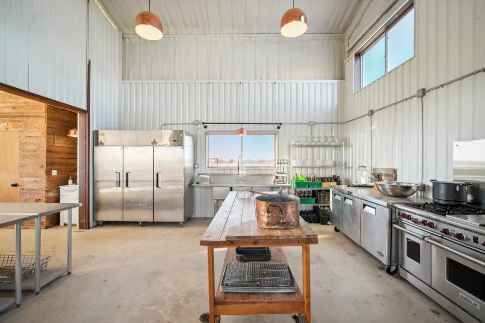 2200 Highway 21 E Paige, TX 78659