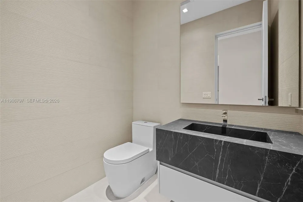 4534 Sheridan Ave Miami Beach, FL 33140