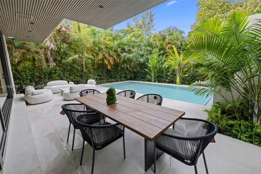 4534 Sheridan Ave Miami Beach, FL 33140