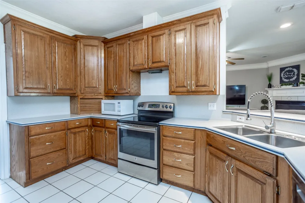 1107 Nortman Drive Lindsay, TX 76250