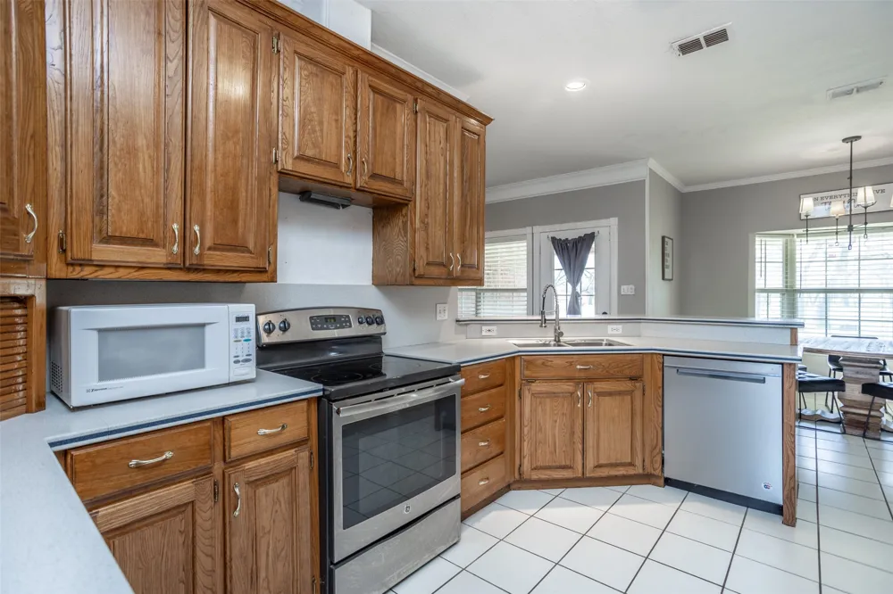 1107 Nortman Drive Lindsay, TX 76250