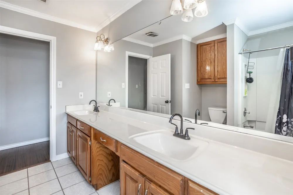 1107 Nortman Drive Lindsay, TX 76250