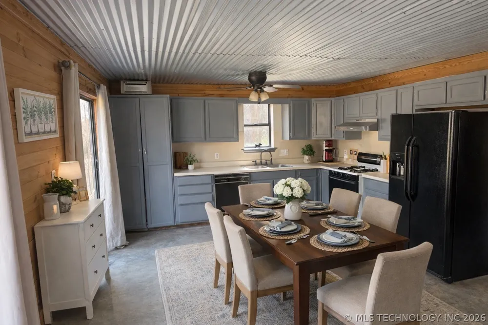 215 Eagle Bluff Cleveland, OK 74020