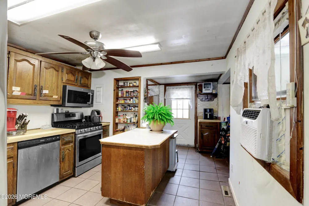 497 Main Street West Creek, NJ 08092