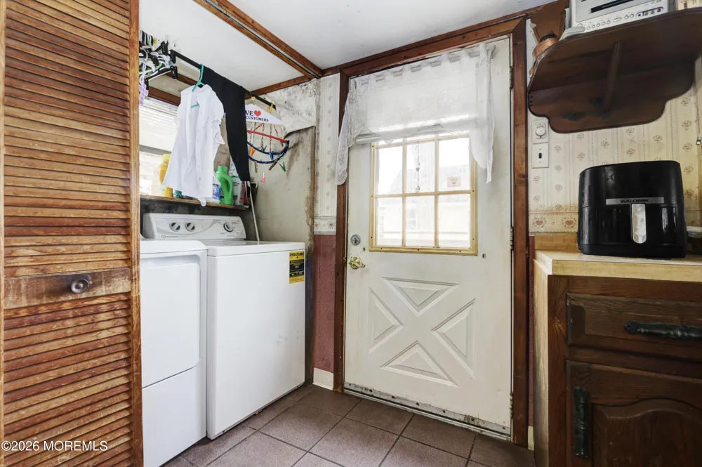 497 Main Street West Creek, NJ 08092