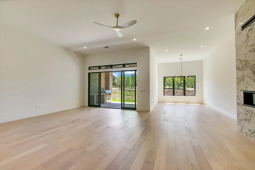 121 Azalea Loop Horseshoe Bay, TX 78657