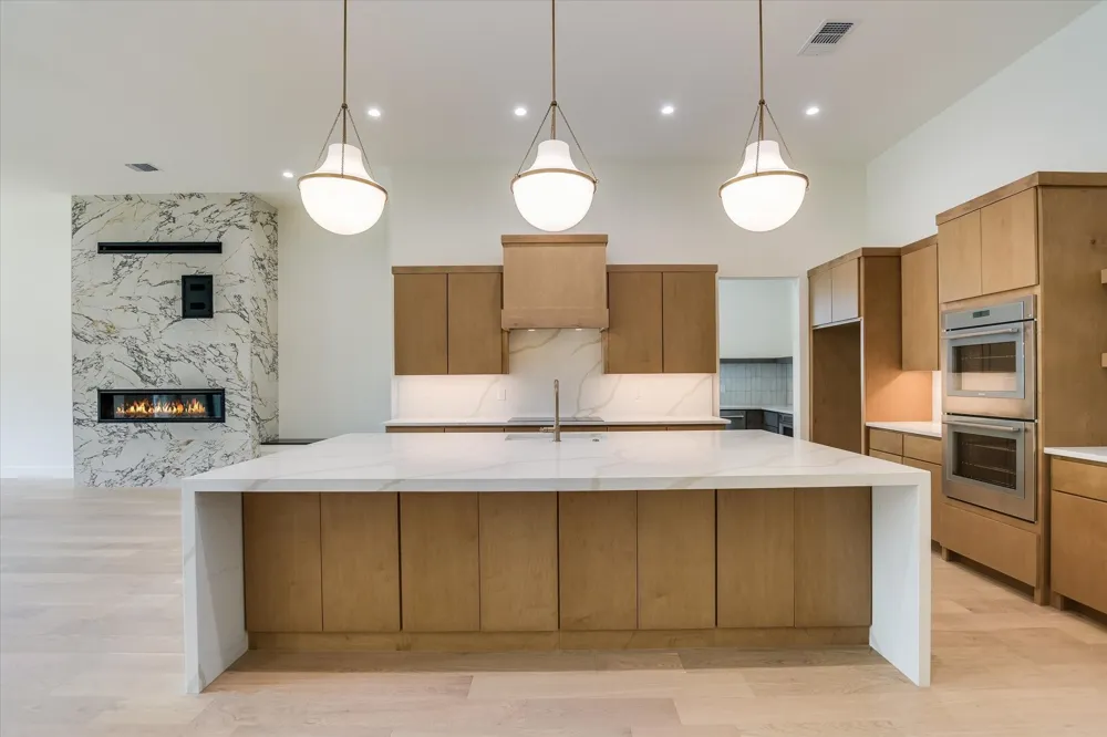 121 Azalea Loop Horseshoe Bay, TX 78657