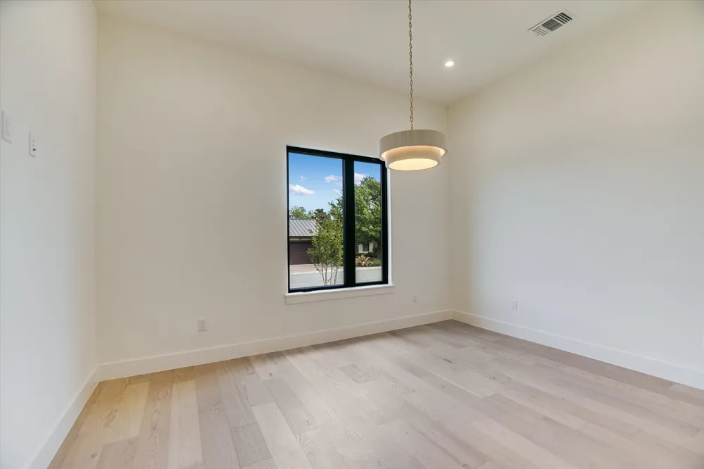 121 Azalea Loop Horseshoe Bay, TX 78657