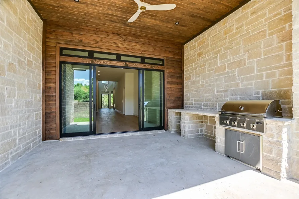 121 Azalea Loop Horseshoe Bay, TX 78657