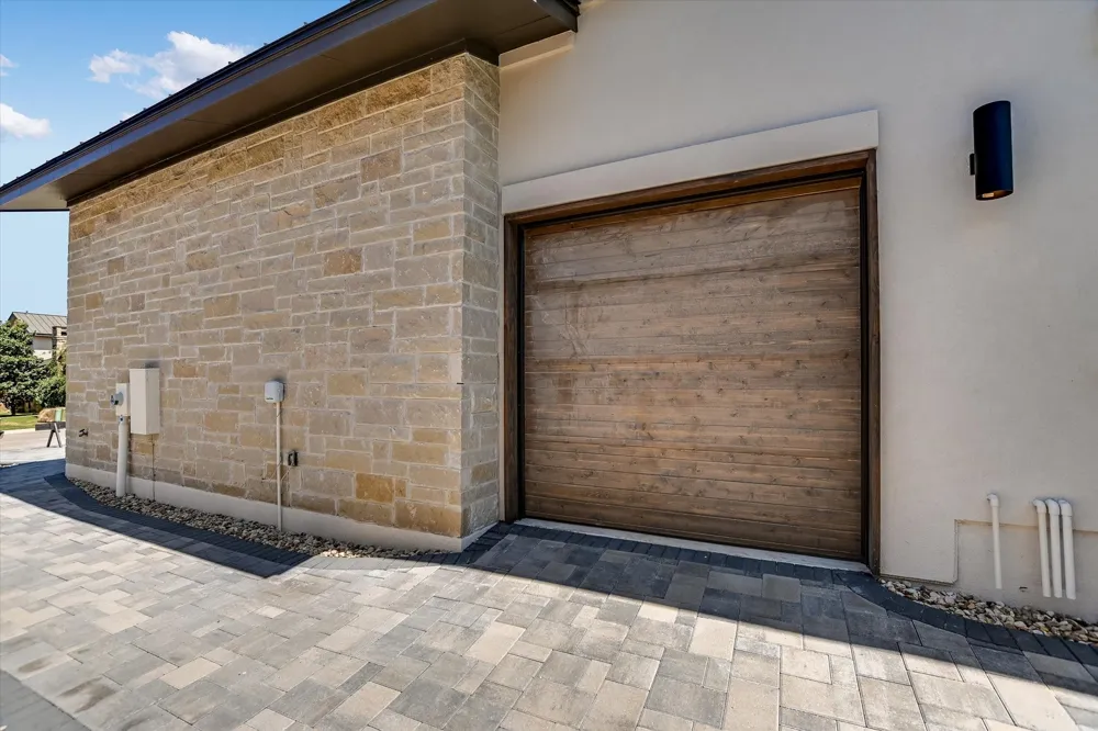 121 Azalea Loop Horseshoe Bay, TX 78657