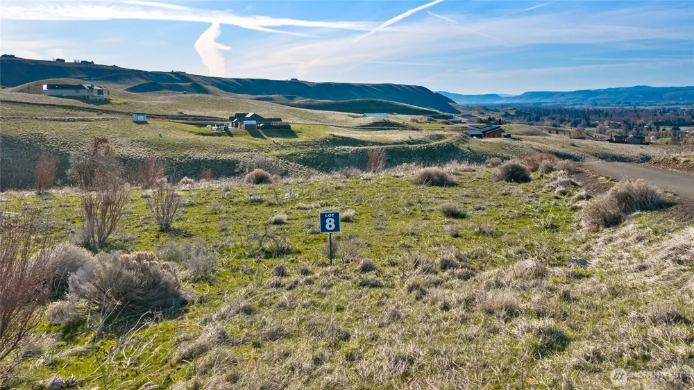 8 Deer Valley Drive Ellensburg, WA 98926