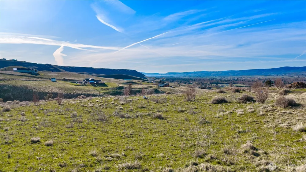 8 Deer Valley Drive Ellensburg, WA 98926