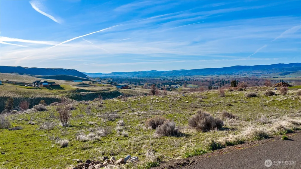 8 Deer Valley Drive Ellensburg, WA 98926