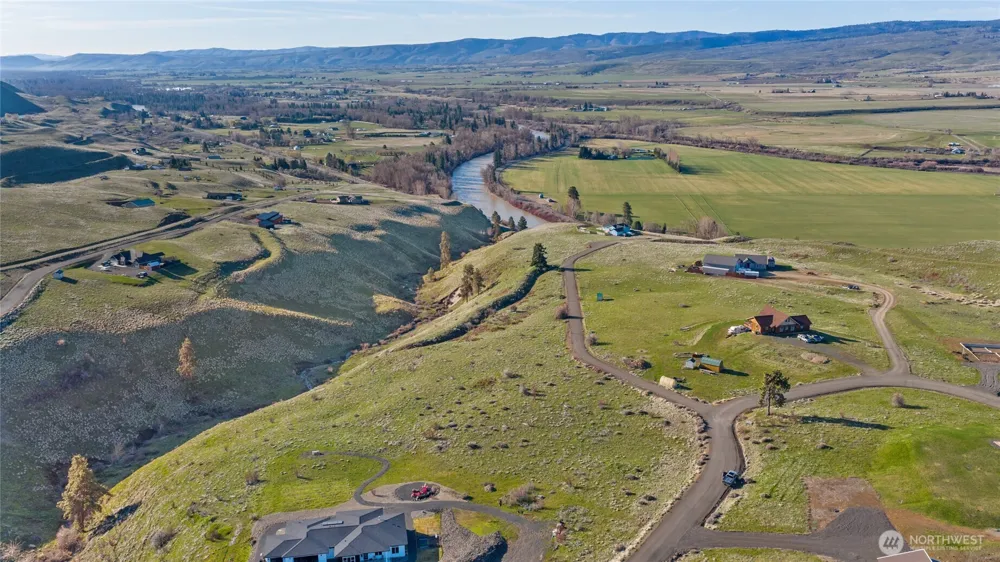 8 Deer Valley Drive Ellensburg, WA 98926