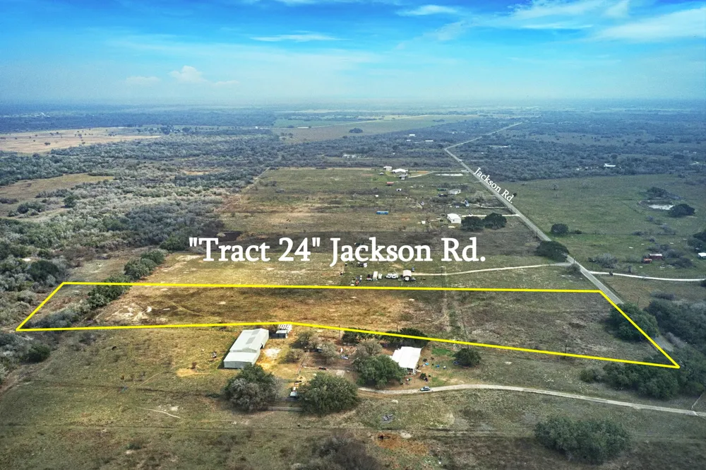 24 Jackson Road Refugio, TX 78377