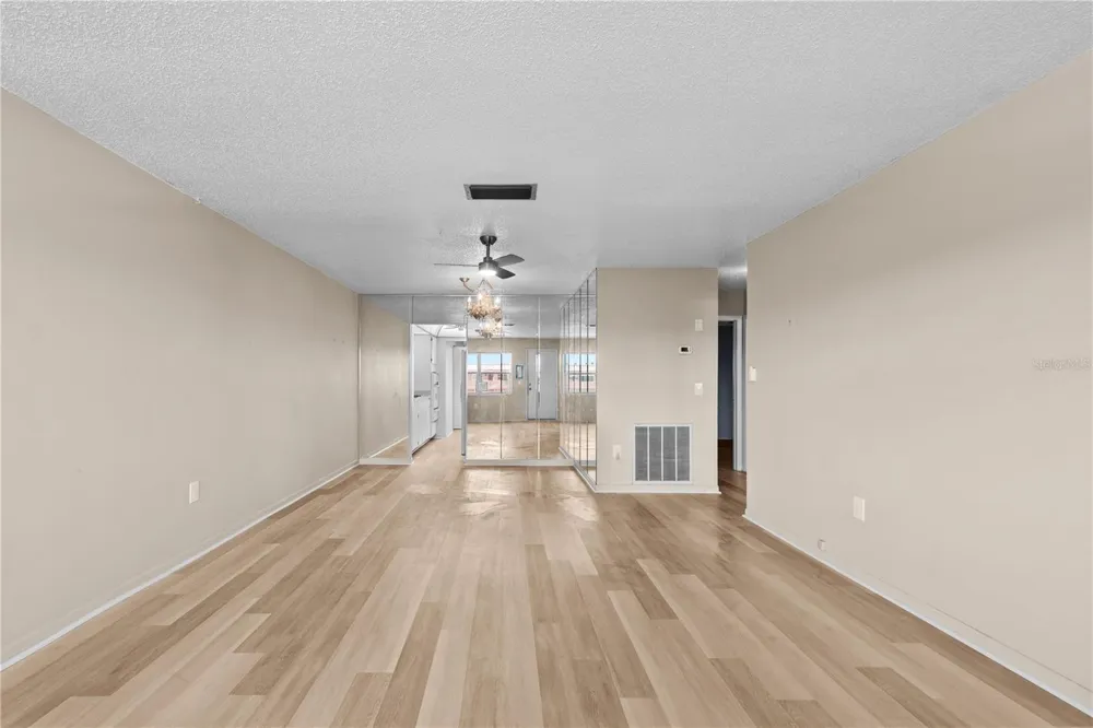 5603 80TH STREET #512 St Petersburg, FL 33709