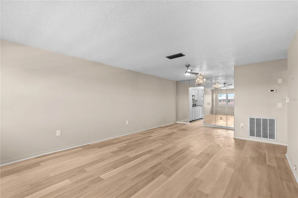 5603 80TH STREET #512 St Petersburg, FL 33709