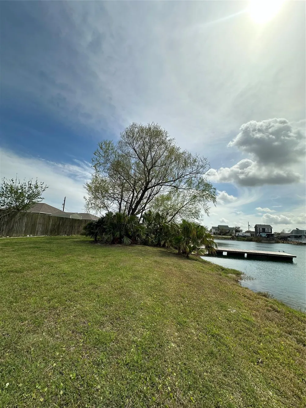 2726 Avenue D San Leon, TX 77539