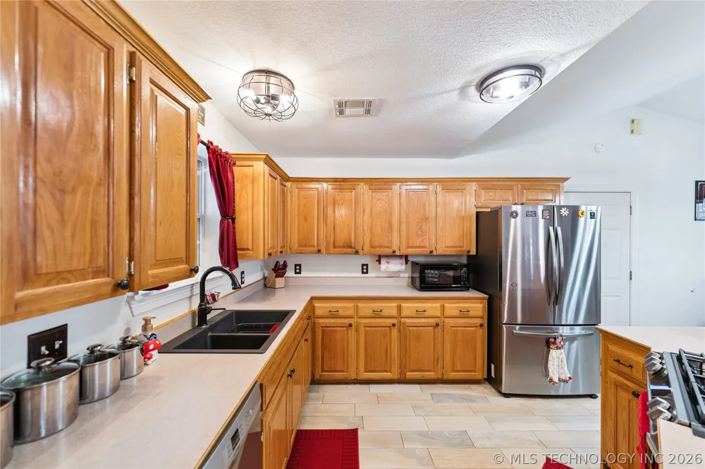 91 Plum Tree Road Salina, OK 74365