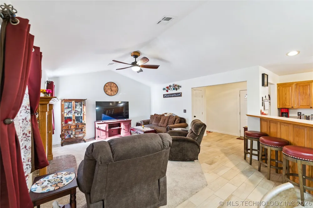 91 Plum Tree Road Salina, OK 74365