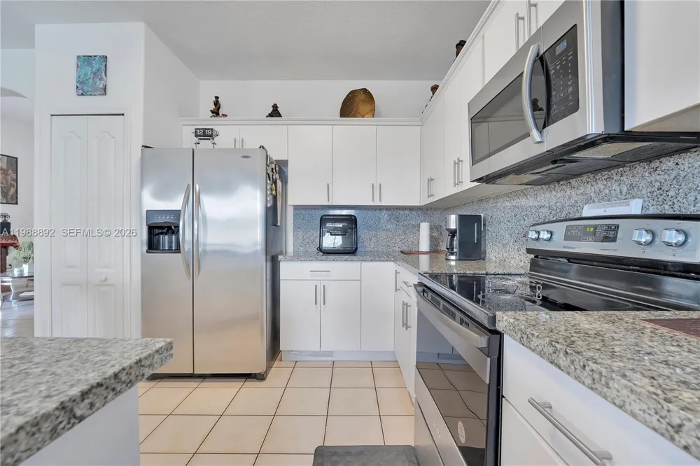 1173 NW 135th Ct Miami, FL 33182