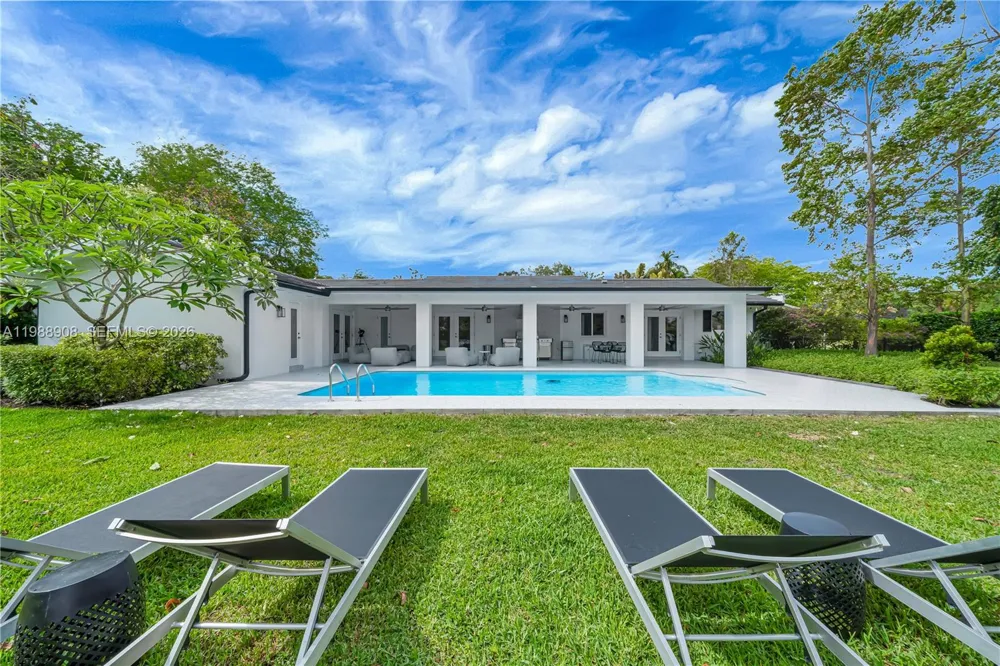 10705 SW 128th Ter Miami, FL 33176