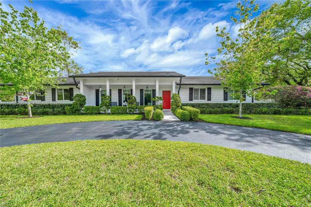 10705 SW 128th Ter Miami, FL 33176