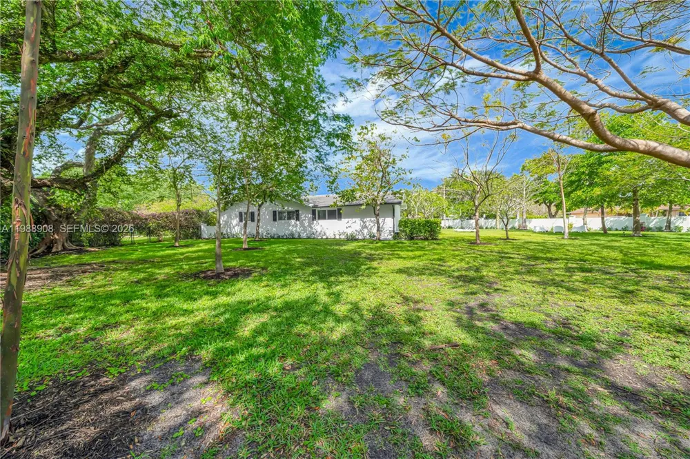 10705 SW 128th Ter Miami, FL 33176