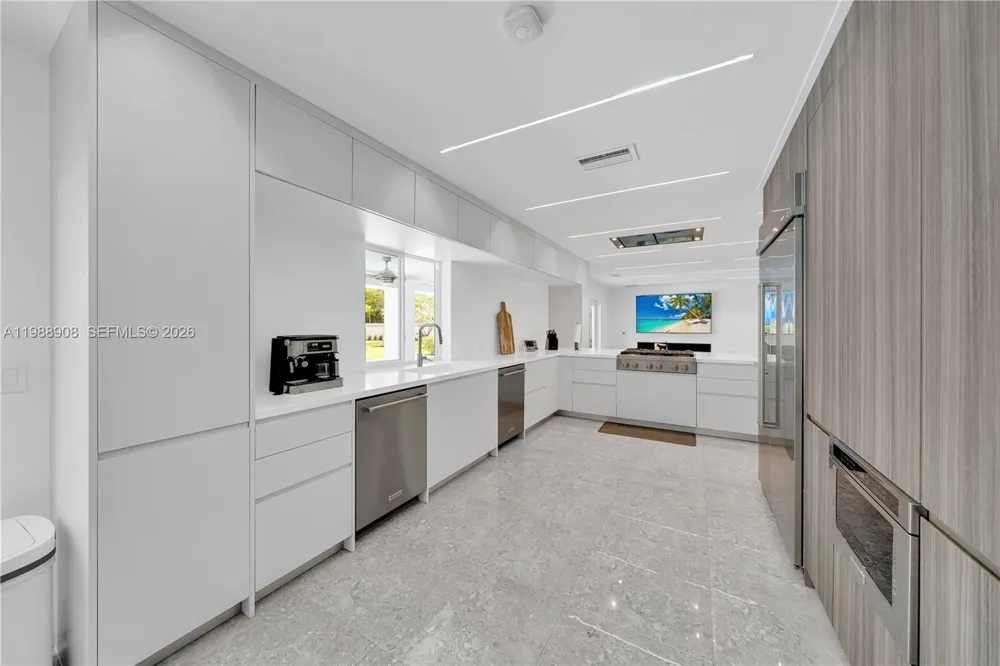 10705 SW 128th Ter Miami, FL 33176