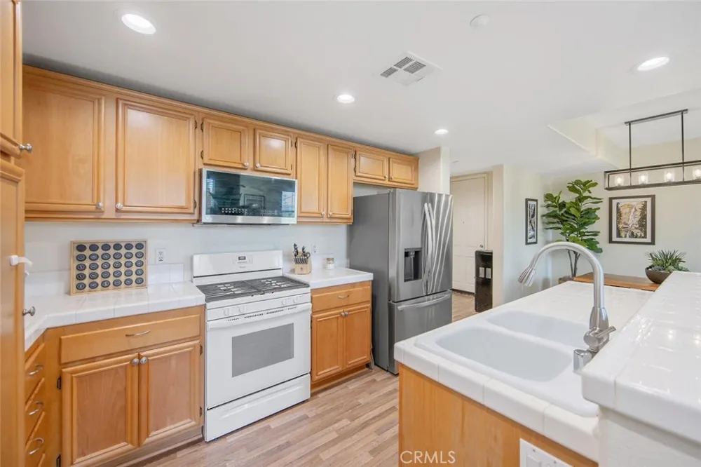 243 Riverdale Court #431 Camarillo, CA 93012