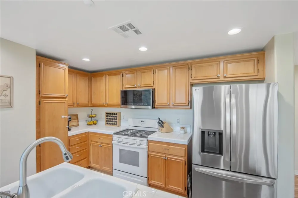 243 Riverdale Court #431 Camarillo, CA 93012