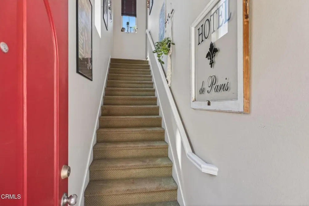 615 Boston Avenue Ventura, CA 93004