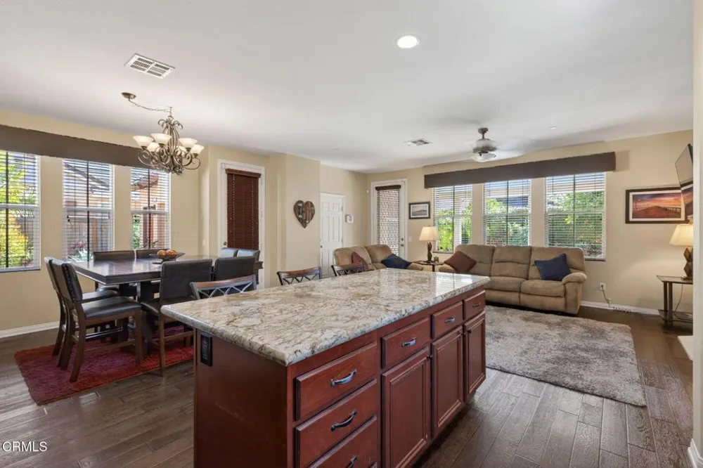 615 Boston Avenue Ventura, CA 93004